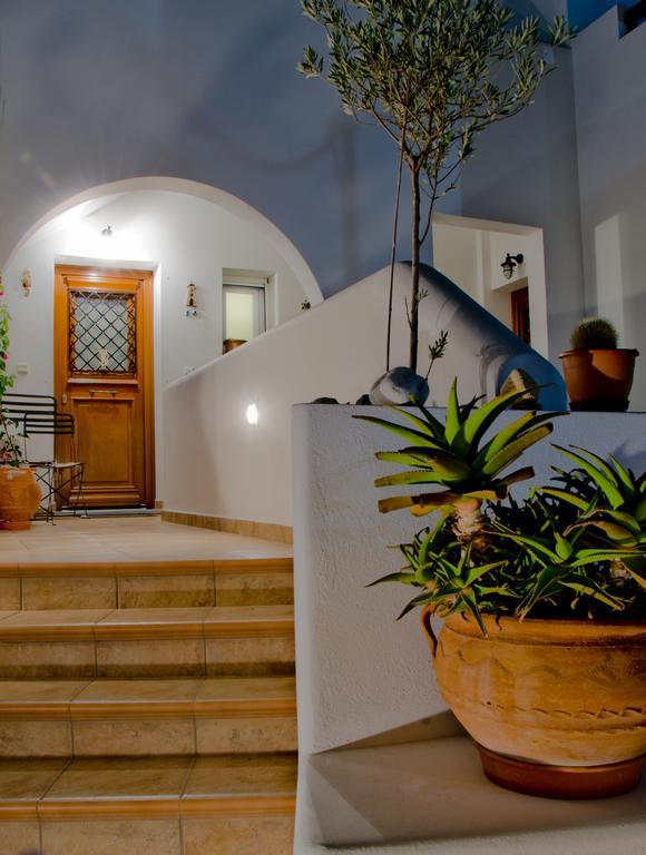 Αερόλιθος Ξενοδοχείο Αδάμας Εξωτερικό φωτογραφία